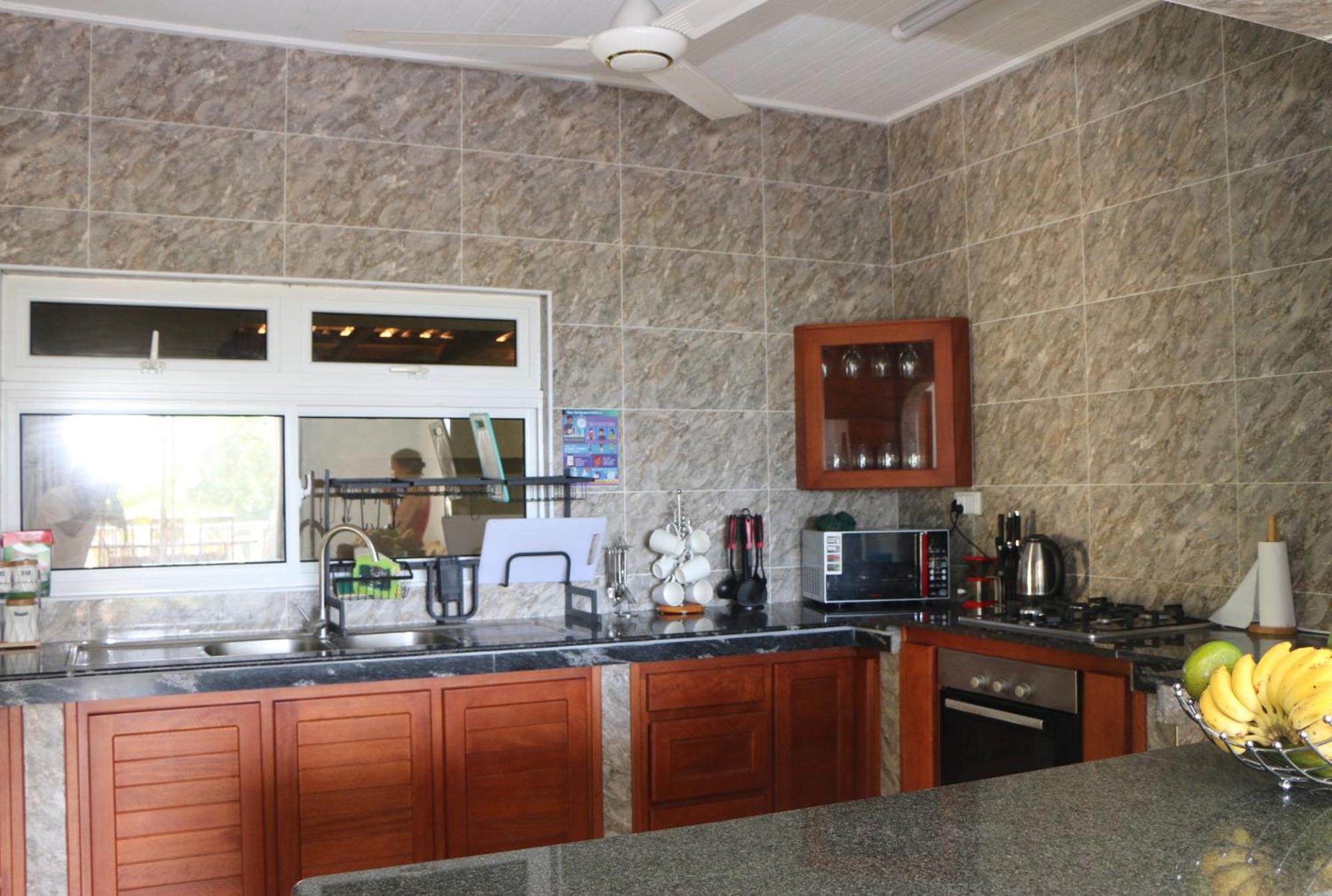 Appartamento Ocean Blue Bay Anse Volbert Village Esterno foto