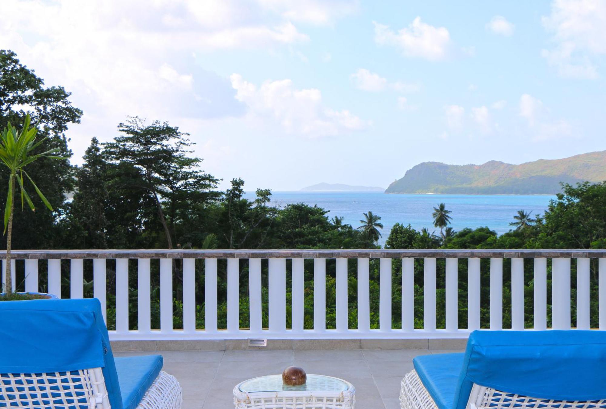 Appartamento Ocean Blue Bay Anse Volbert Village Esterno foto