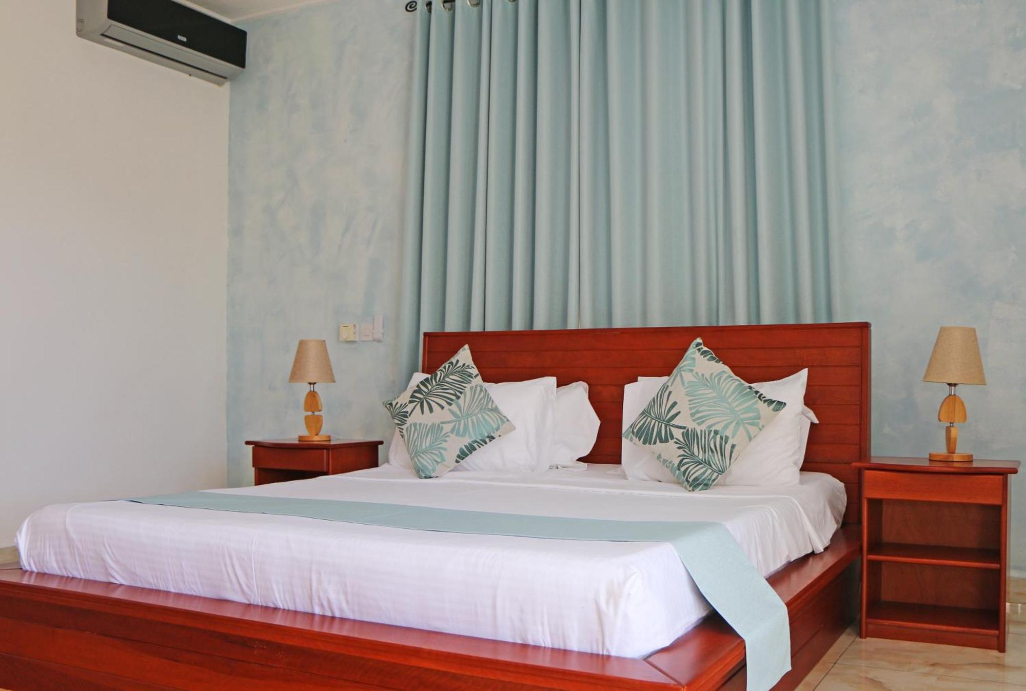 Appartamento Ocean Blue Bay Anse Volbert Village Esterno foto