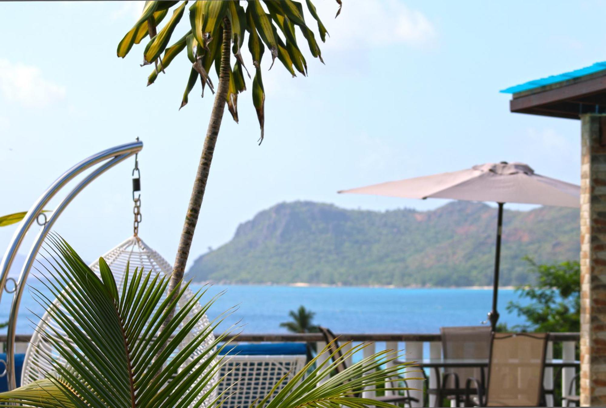 Appartamento Ocean Blue Bay Anse Volbert Village Esterno foto