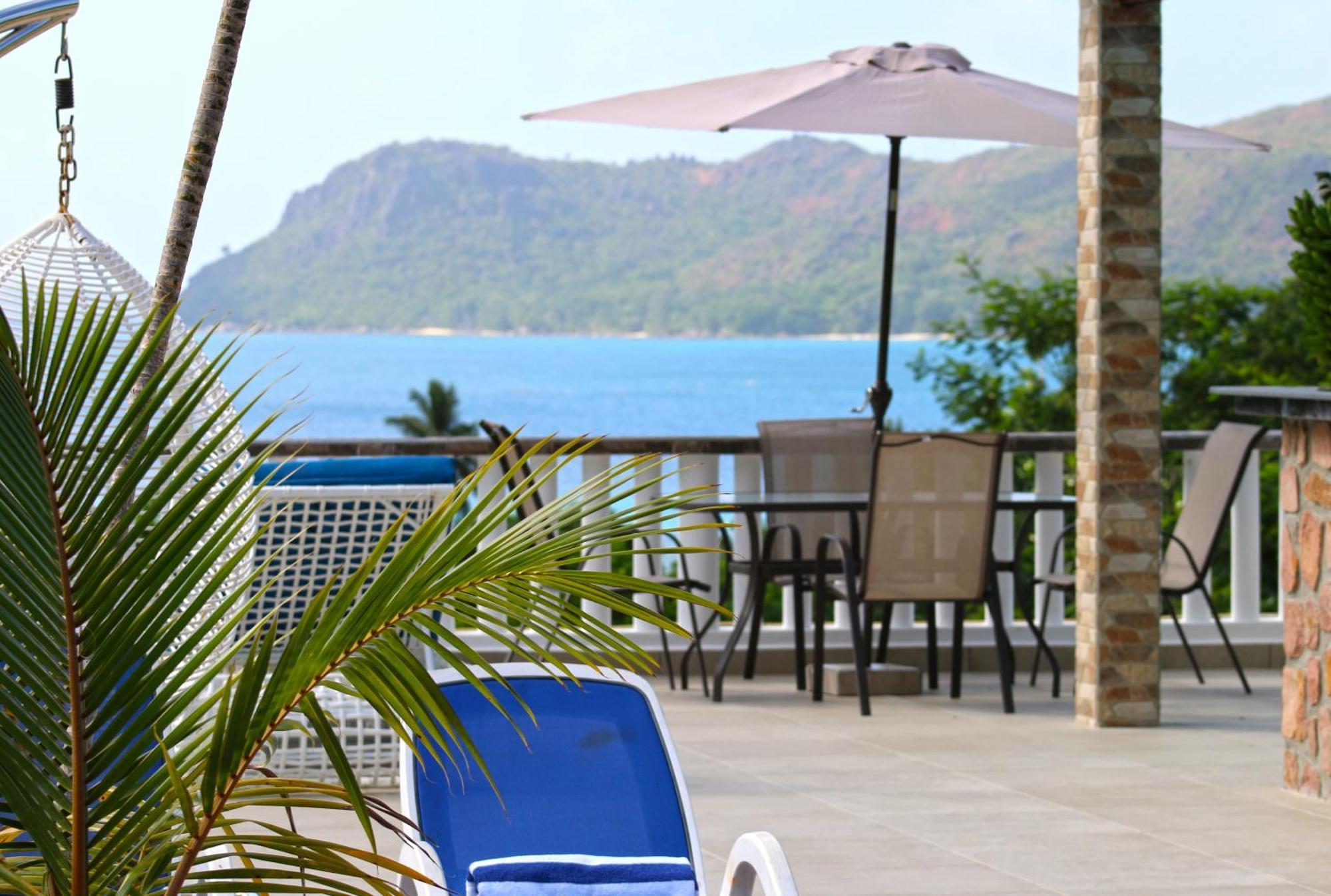 Appartamento Ocean Blue Bay Anse Volbert Village Esterno foto